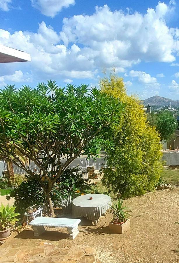Sapphirea@54 Apartment Windhoek Bagian luar foto