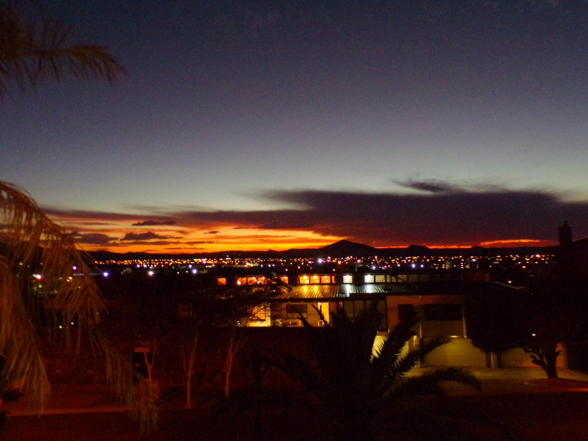 Sapphirea@54 Apartment Windhoek Bagian luar foto